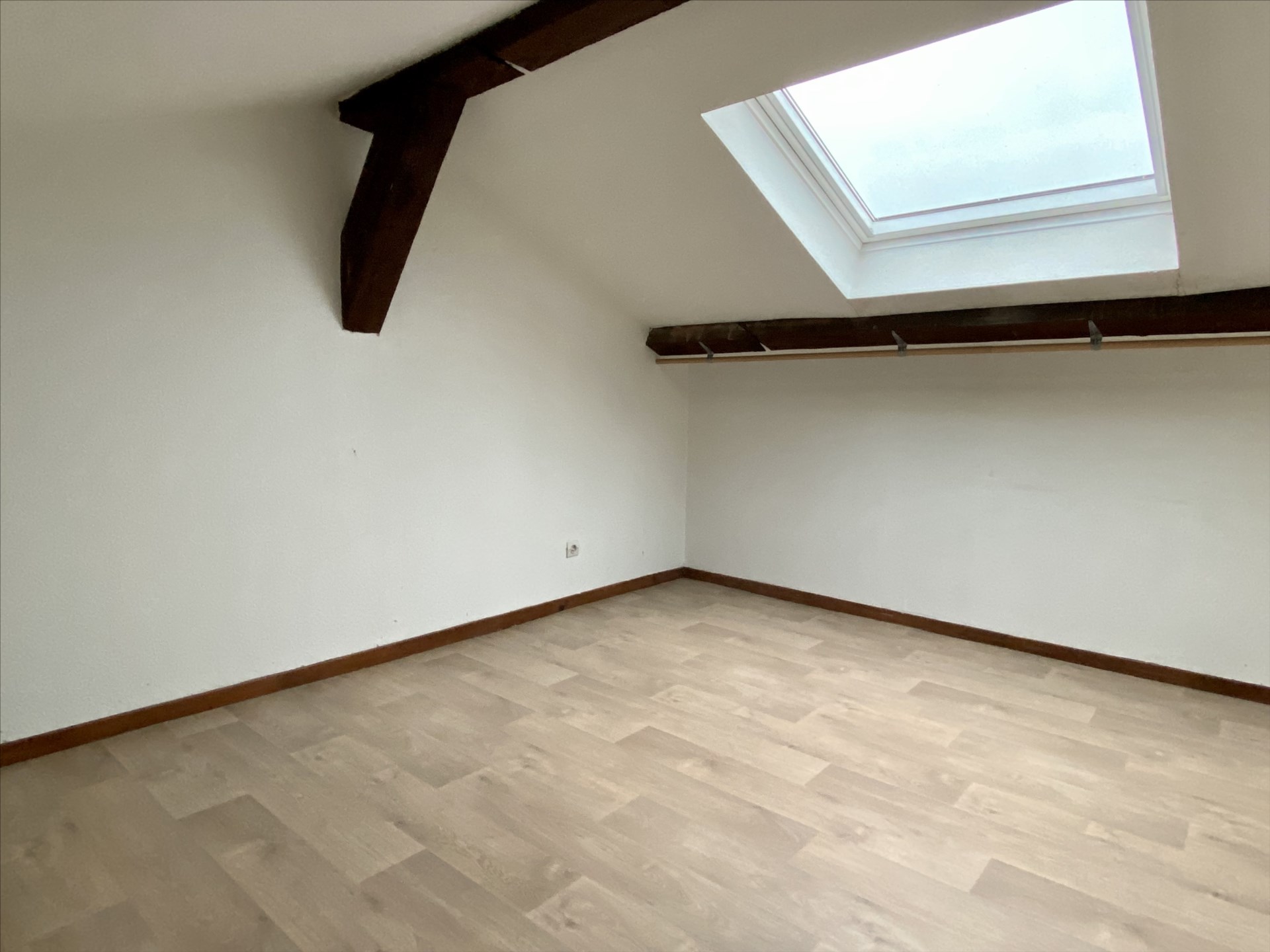 Duplex 3 pièces avec place de parking privative