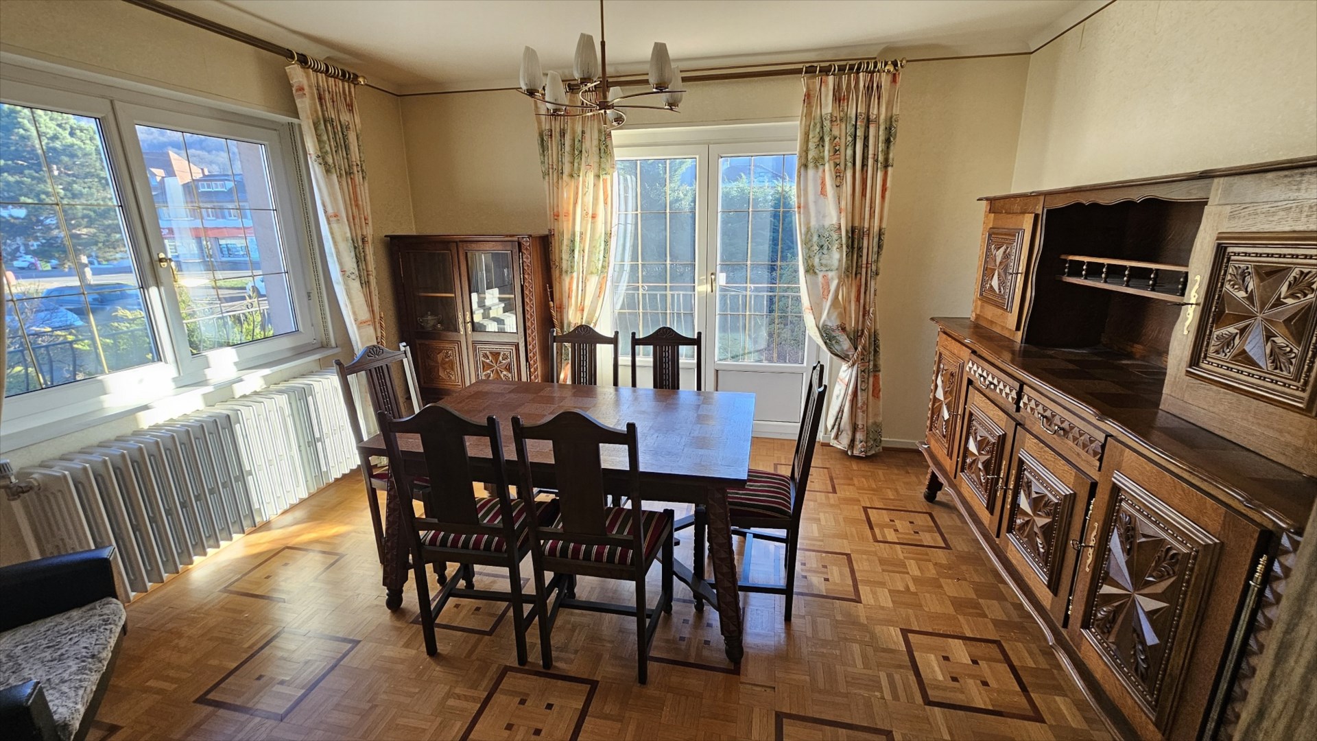 MAISON T6 135 M² SUR 15 ARES