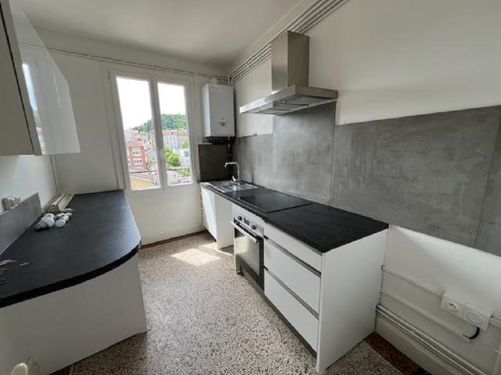 NANCY – Proche PLACE CARNOT,