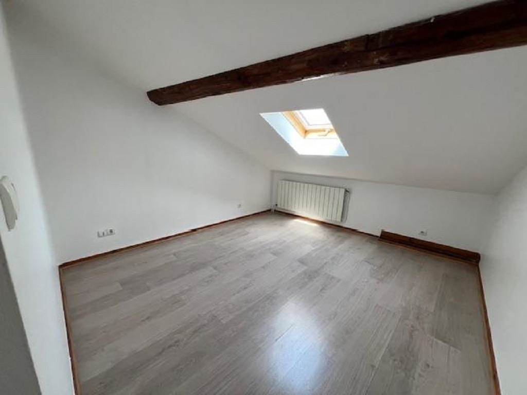 NANCY – Proche PLACE CARNOT,