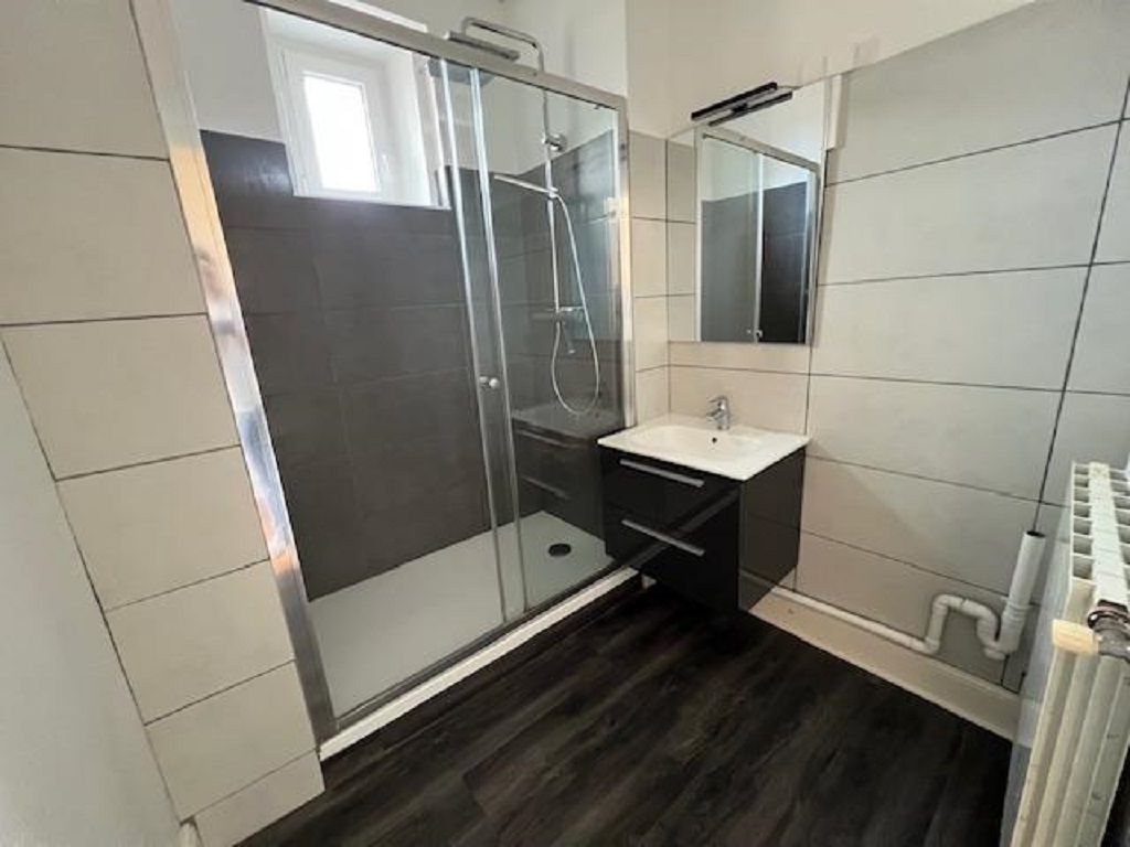 NANCY – Proche PLACE CARNOT,