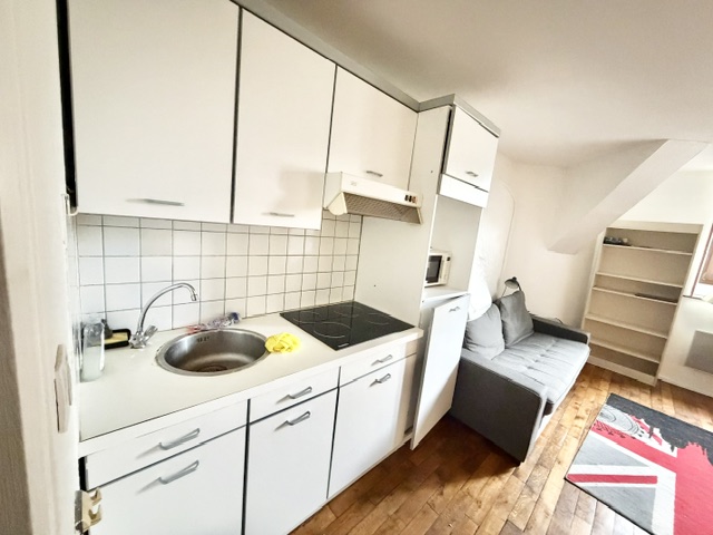 STUDIO MEUBLÉ QUARTIER FOCH – PROCHE GARE DE NANCY