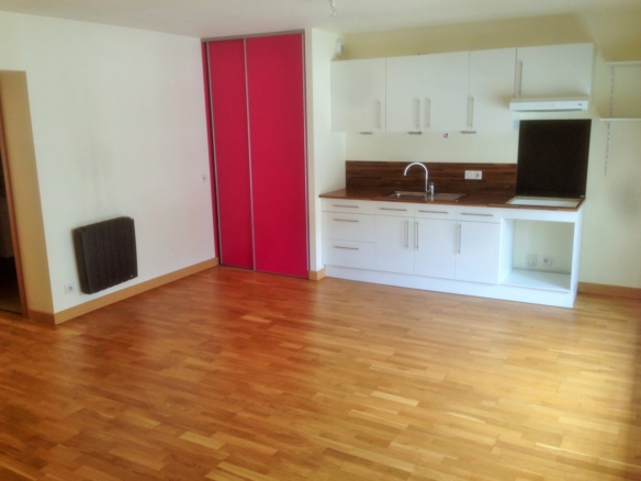 2 RUE SAINT LAMBERT VEZELISE