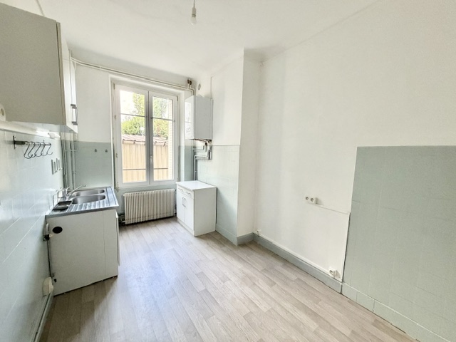NANCY – SECTEUR ARTEM- BEL APPARTEMENT T3 RENOVE