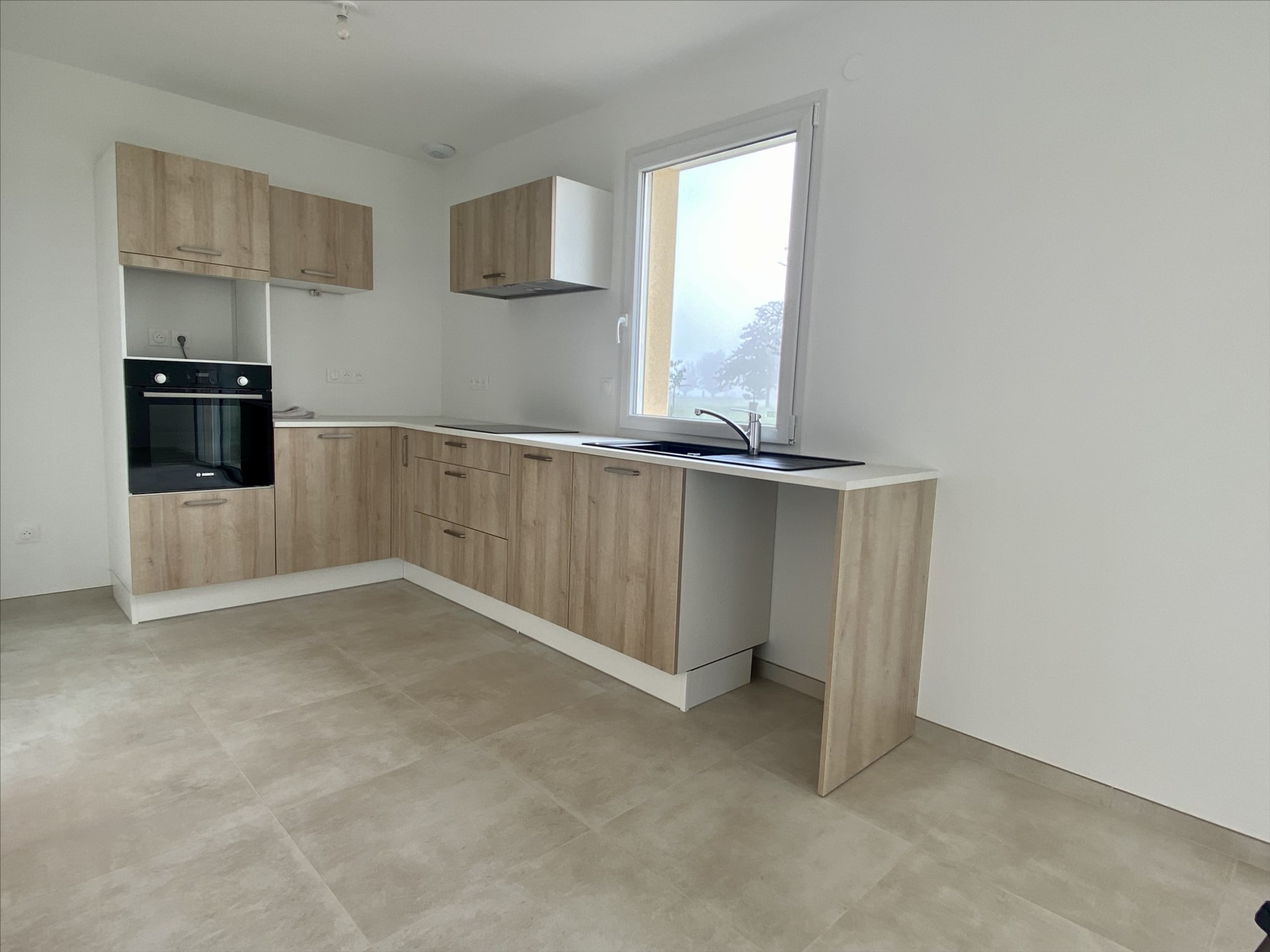 Maison neuve avec vue sur Colline de Sion, 5 pièces de 112.50m² sur un terrain de 1 000m²