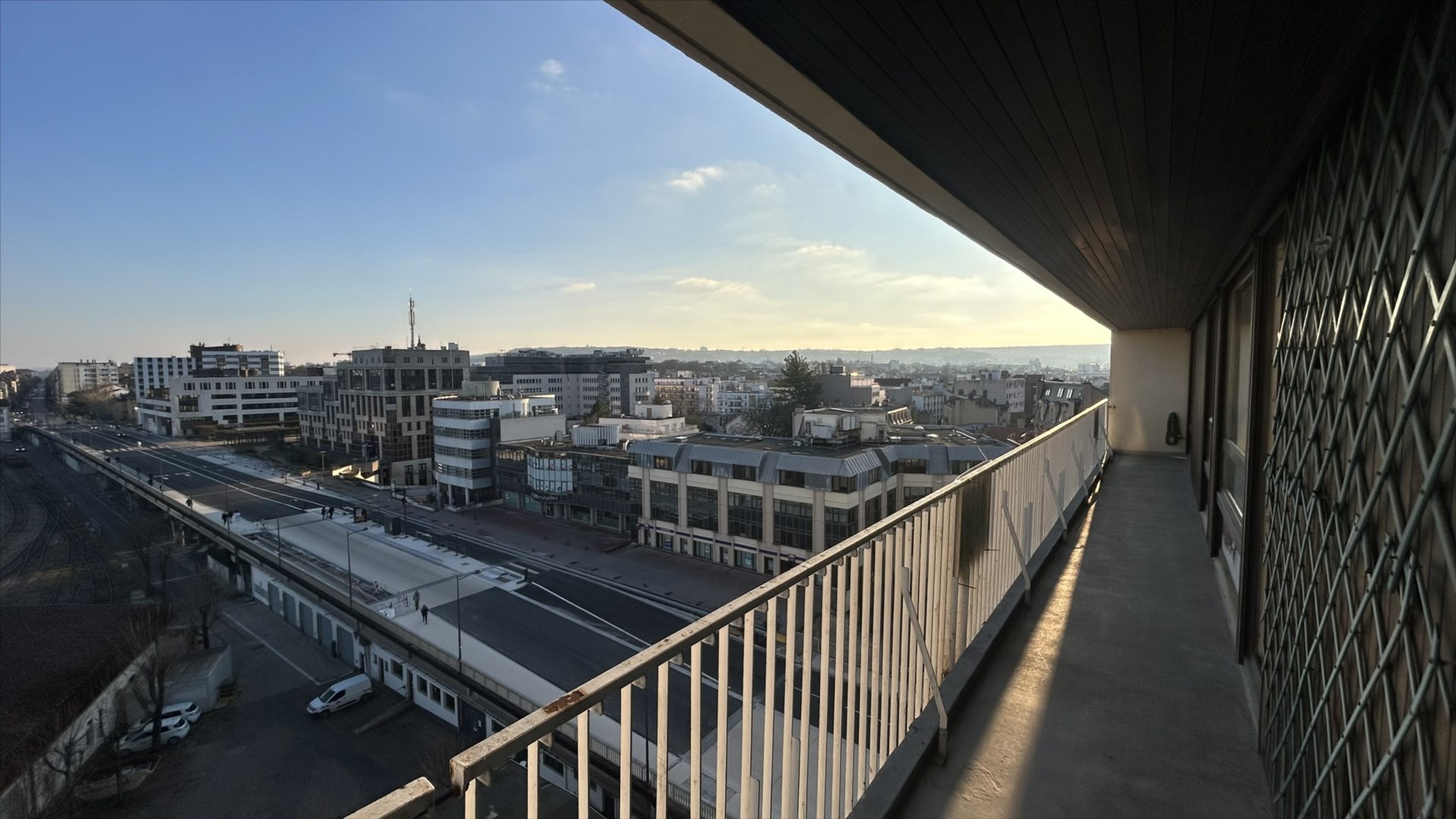 CENTRE-VILLE GARE NANCY , 5 pièces avec balcons et parking