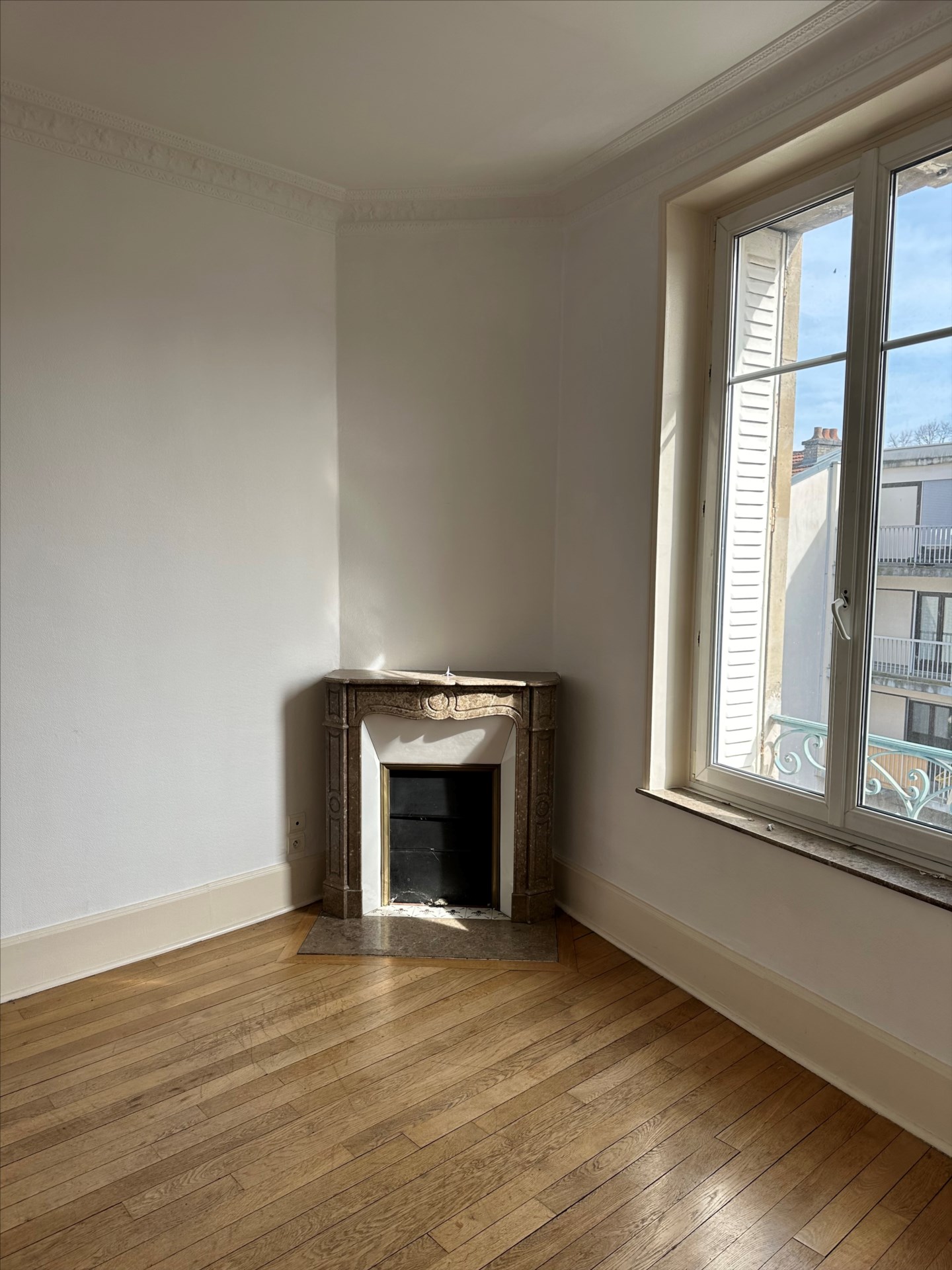 Quartier Garenne / 4 pièces de caractère rénové avec goût