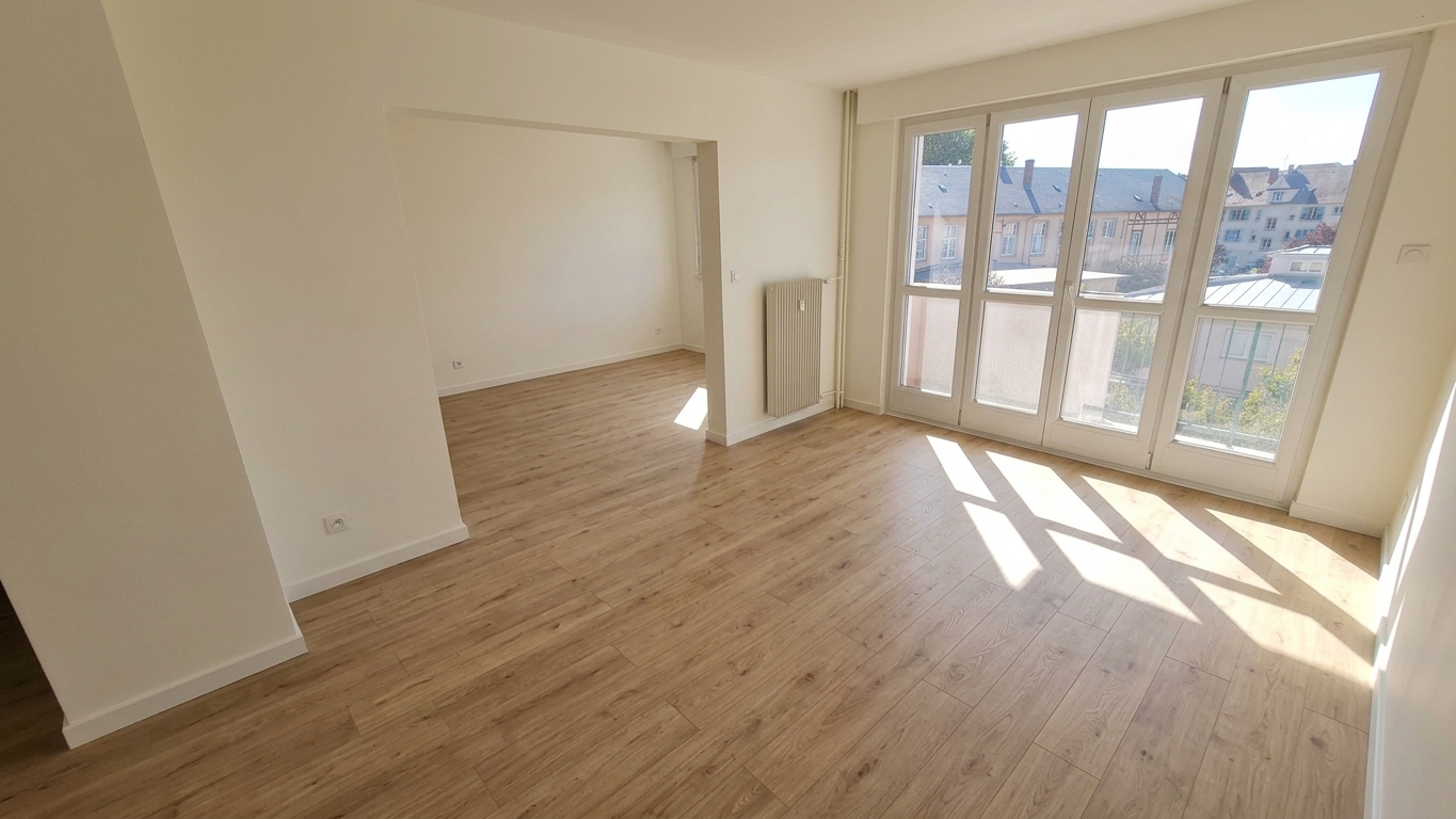 CENTRE – T3 TRAVERSANT – BALCON CAVE PARKING