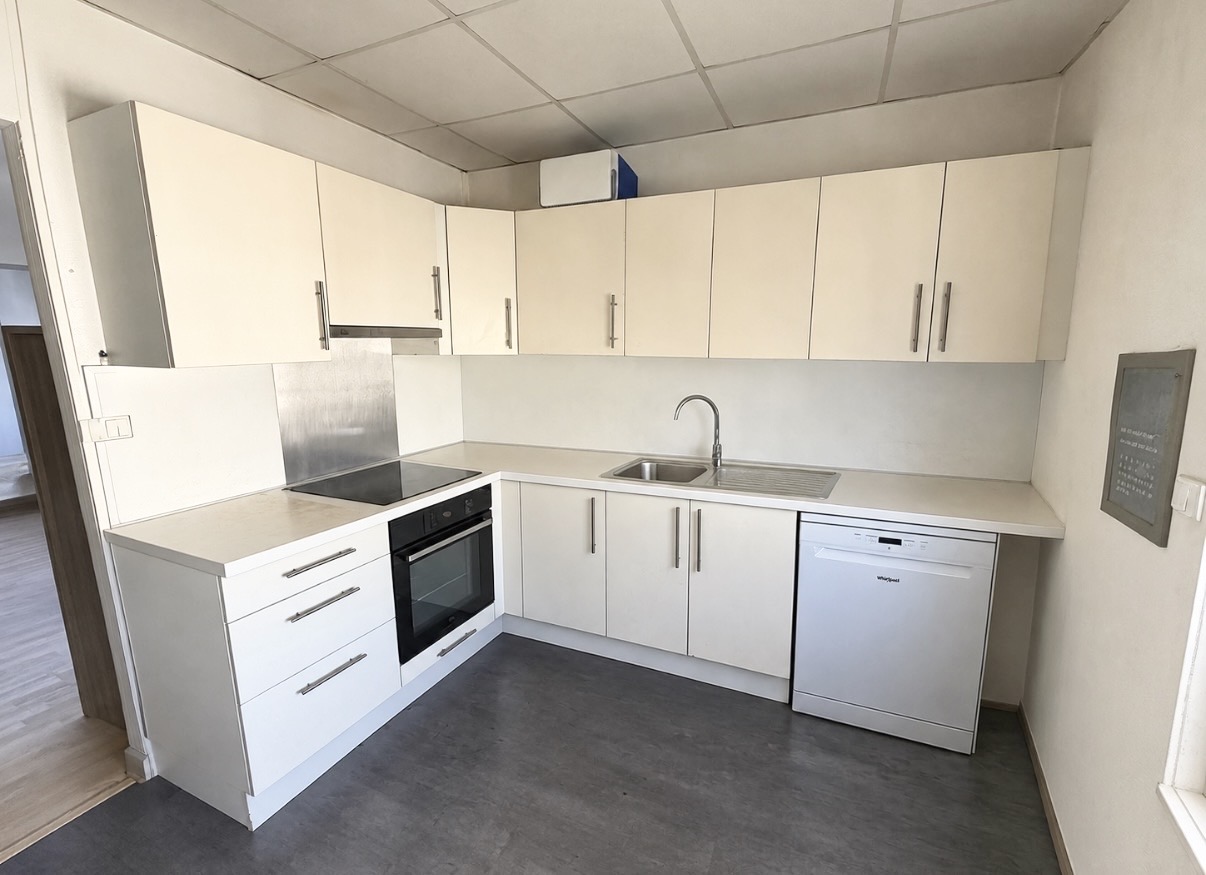 BEL APPARTEMENT – T3 BIS – TOMBLAINE