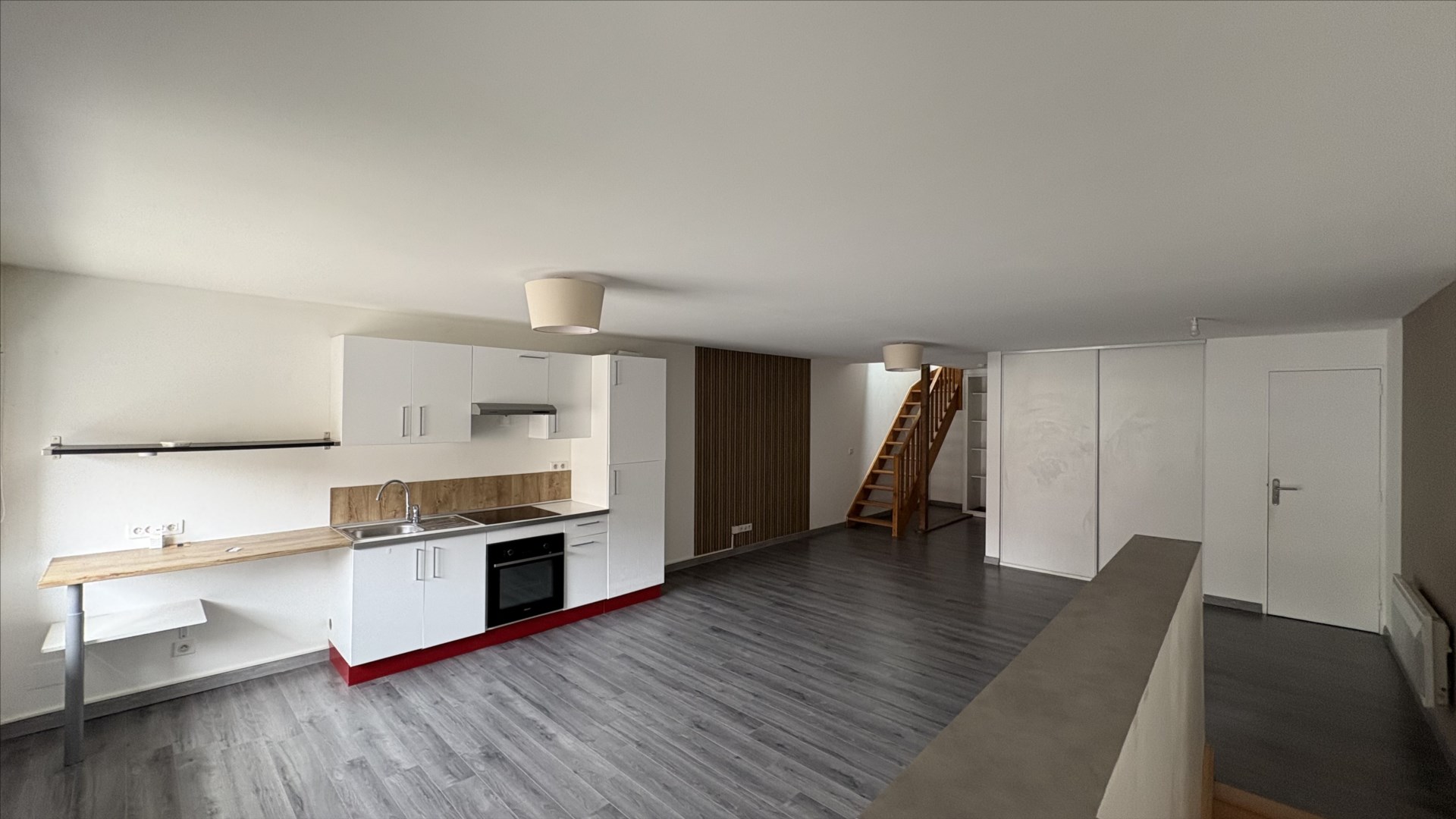 Maison 3 pièces en duplex, avec place de stationnement