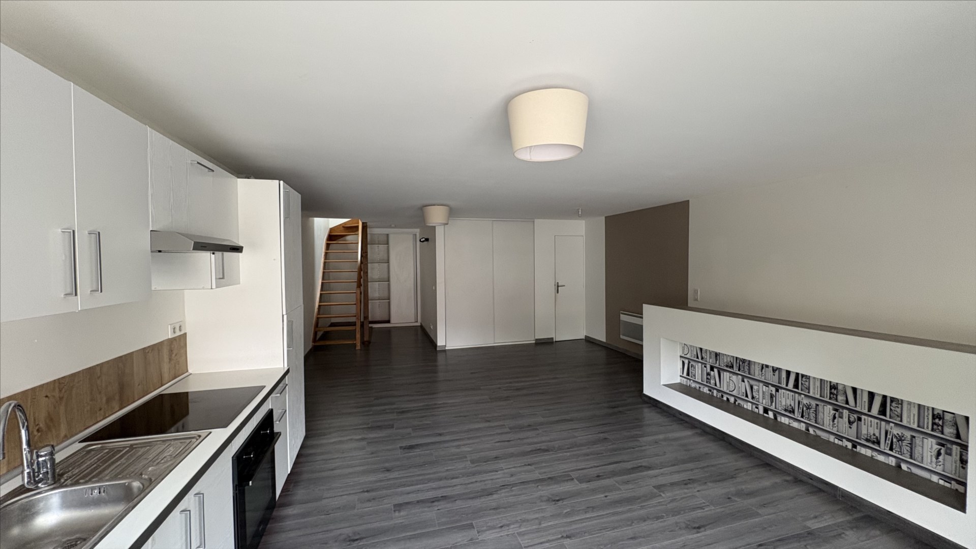 Maison 3 pièces en duplex, avec place de stationnement