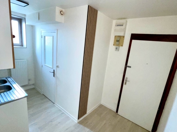 TOUL – Face aux promenades – 2 pièces rénové de 38m²