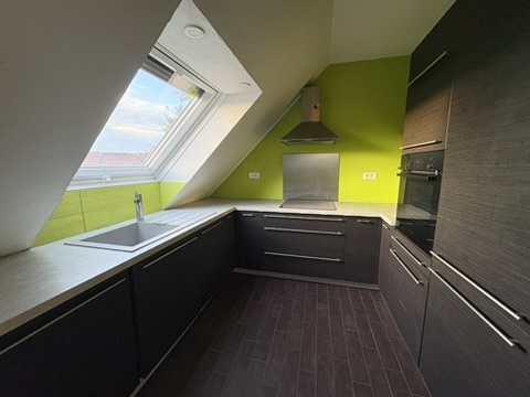 Lumineux duplex avec garage & balcon – COLMAR Centre